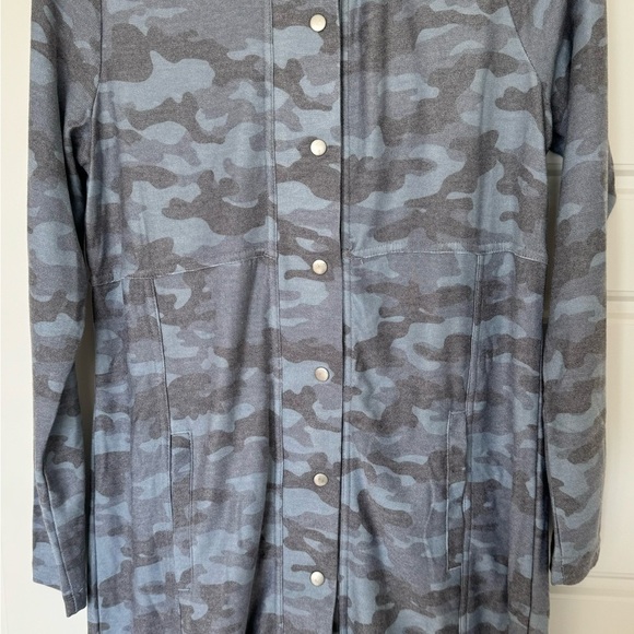 Chaser Snap Front Soft Hoodie Longline Cardigan Camo Womens‎ Size Small - Picture 6 of 13